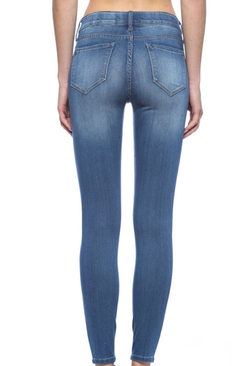 Cello Medium Wash Skinny Jeans - jeans - Jimberly's Boutique - Olive Branch - Mississippi