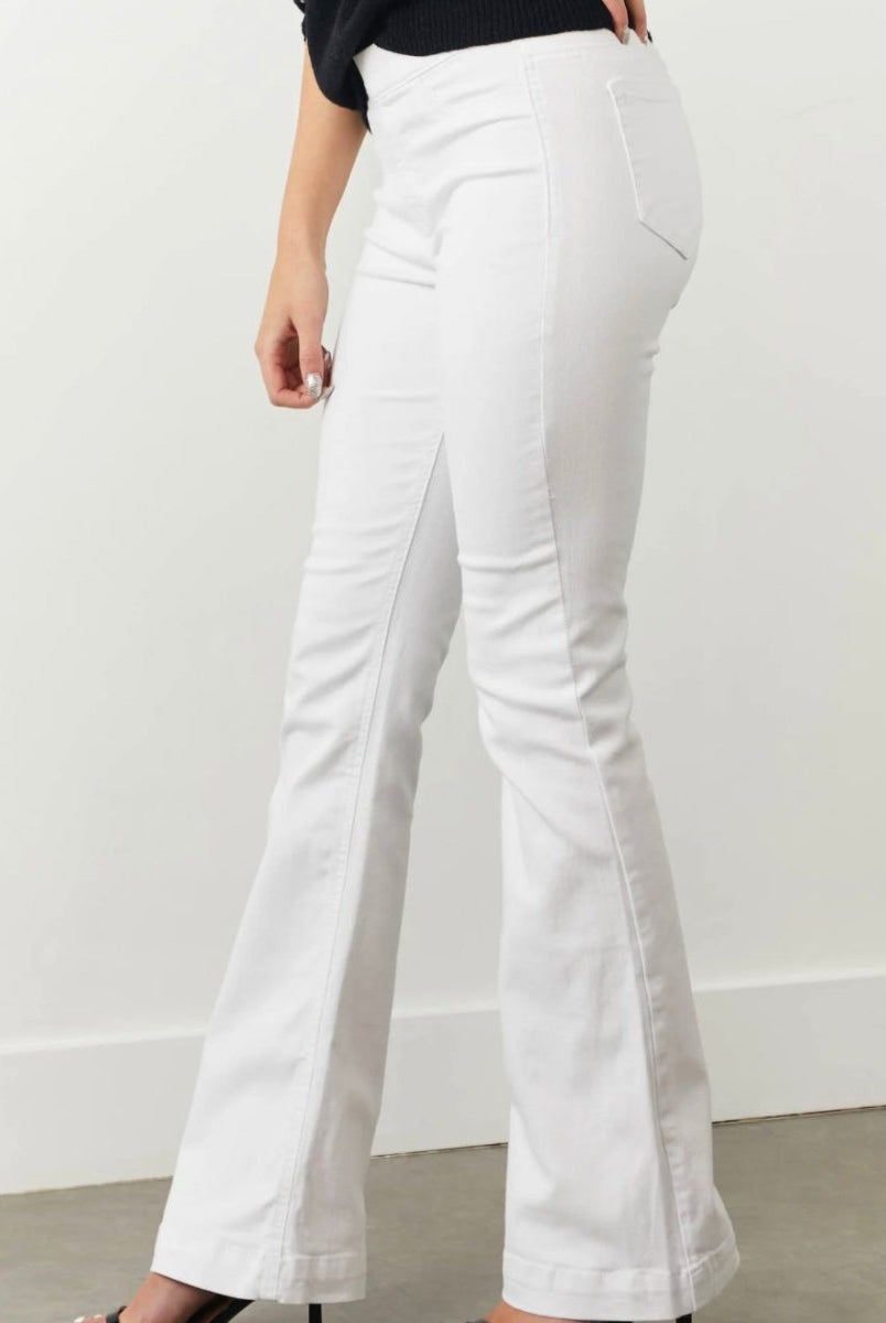 Cello White Flare Jeans/Jeggings - Tall/33” Inseam - jeans - Jimberly's Boutique - Olive Branch - Mississippi
