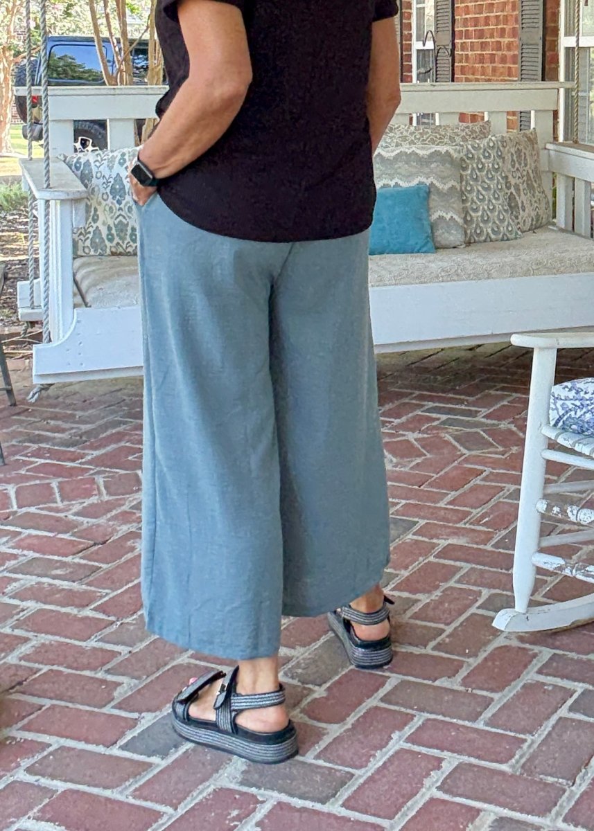 Crepe Cropped Pants - Ash Jade - Jimberly's Boutique - Olive Branch - Mississippi
