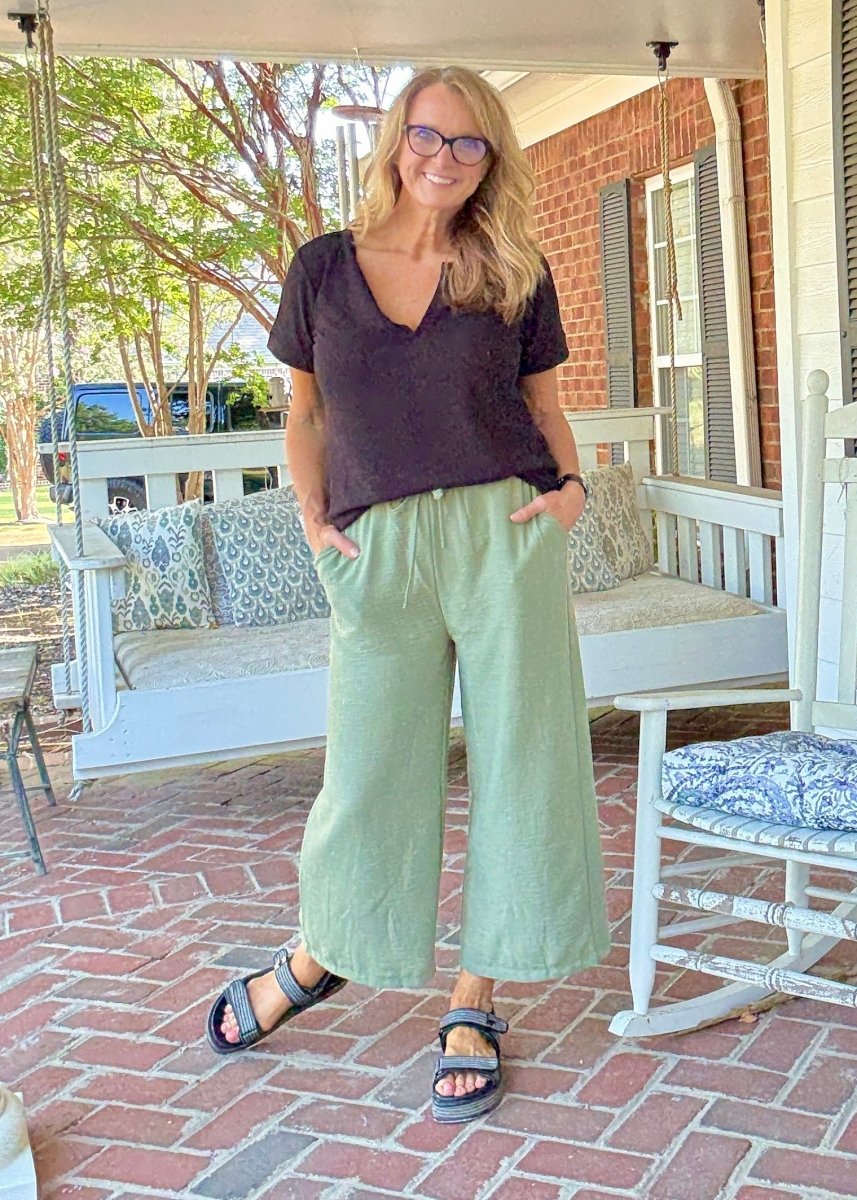 Crepe Cropped Pants - Lt Olive - Jimberly's Boutique - Olive Branch - Mississippi