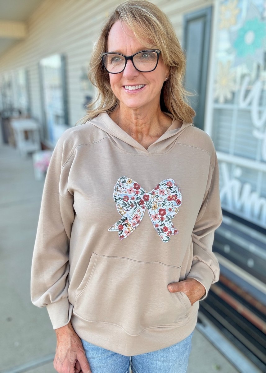 Feels Like Fall Applique Hoodie | Dear Scarlett - hoodie - Jimberly's Boutique - Olive Branch - Mississippi
