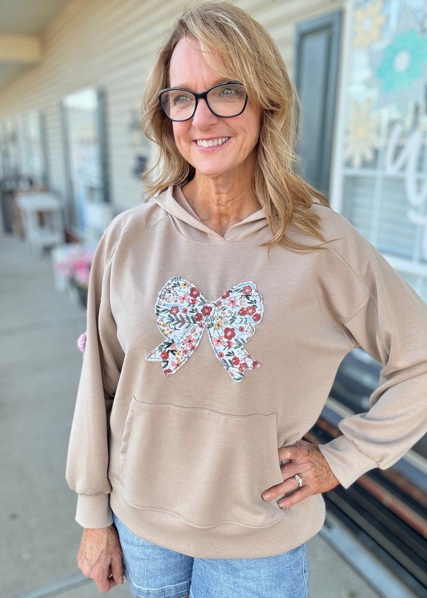 Feels Like Fall Applique Hoodie | Dear Scarlett - hoodie - Jimberly's Boutique - Olive Branch - Mississippi