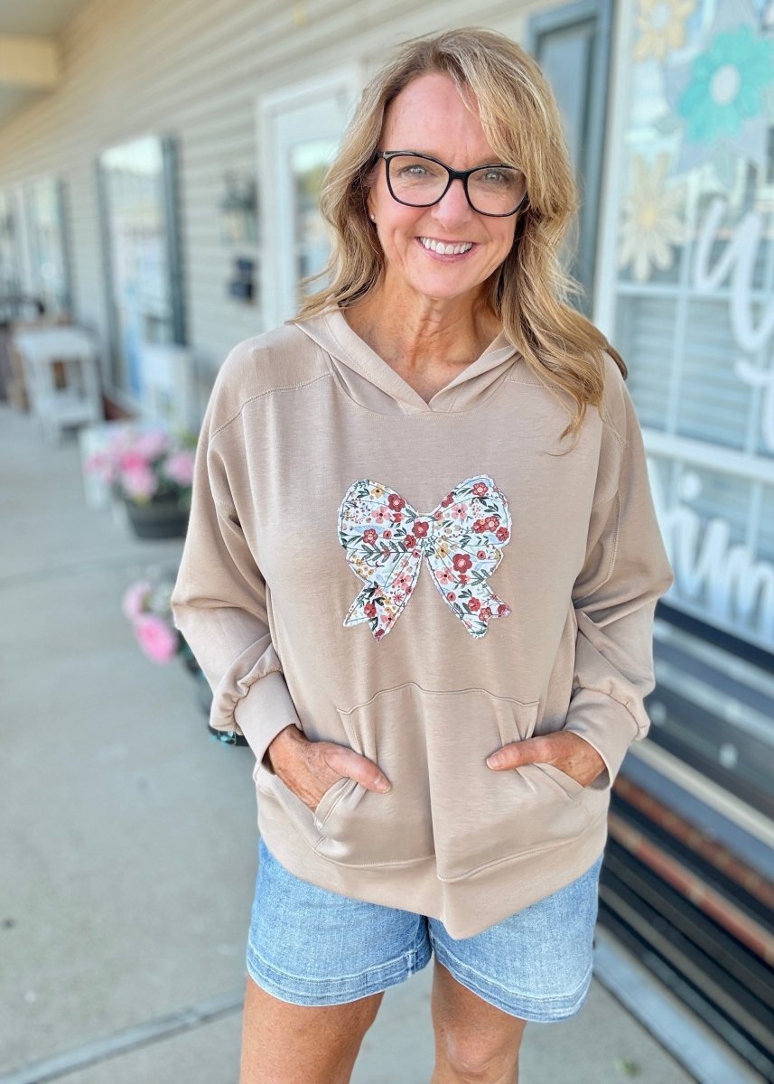 Feels Like Fall Applique Hoodie | Dear Scarlett - hoodie - Jimberly's Boutique - Olive Branch - Mississippi