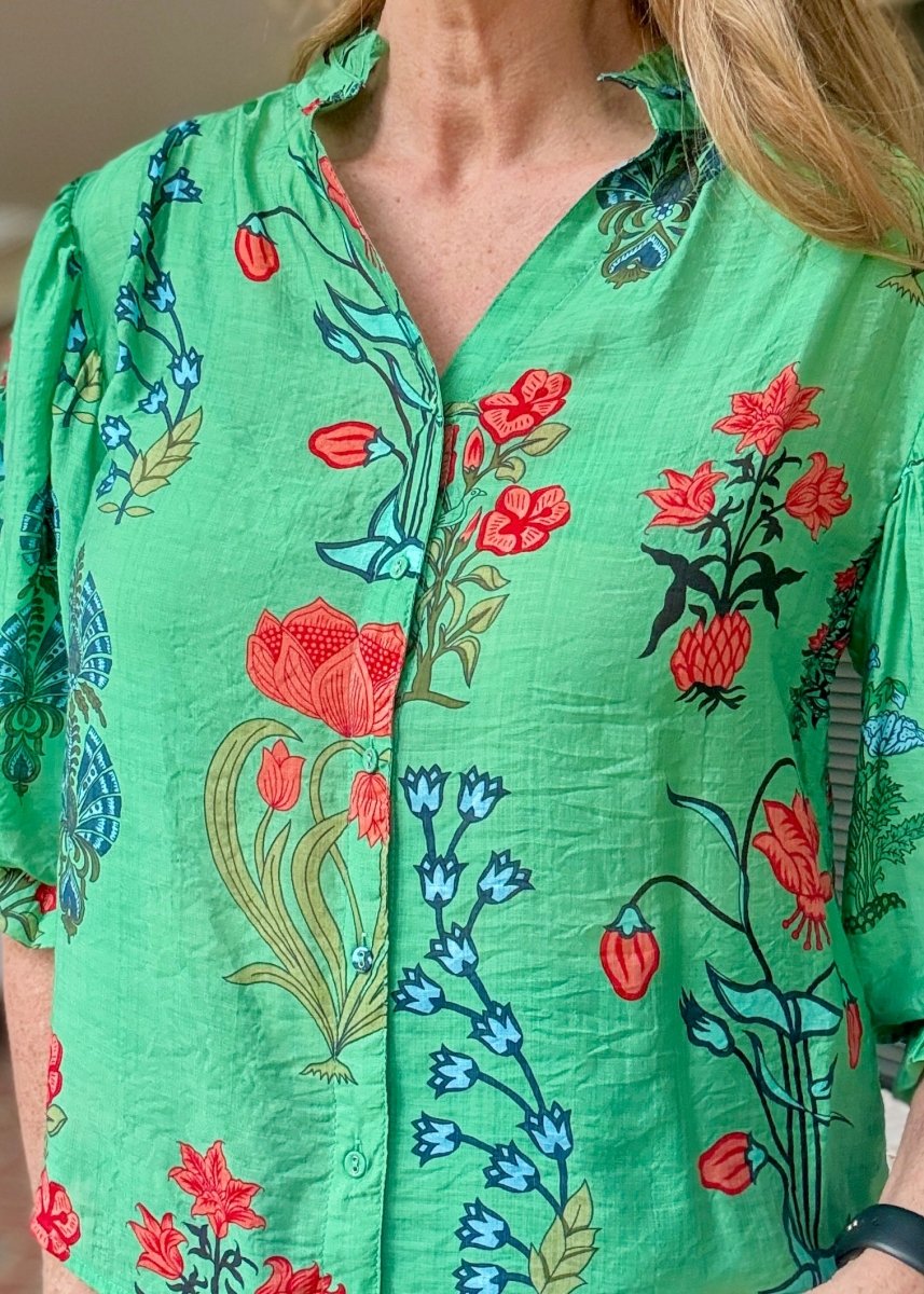 Front Row Buttons Top - Green - Floral Top - Jimberly's Boutique - Olive Branch - Mississippi