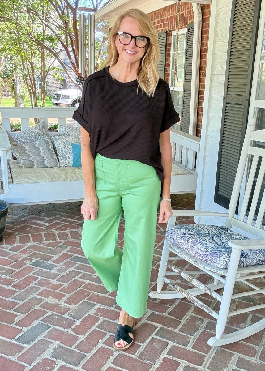 Gigio Cropped Pants - Apple Green - Casual Pants - Jimberly's Boutique - Olive Branch - Mississippi