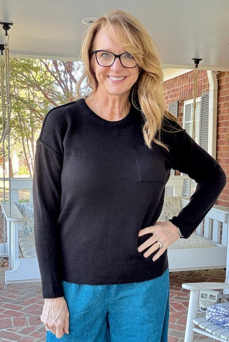 Gwen Hi - Low Hem Pocket Sweater - Black - sweater - Jimberly's Boutique - Olive Branch - Mississippi