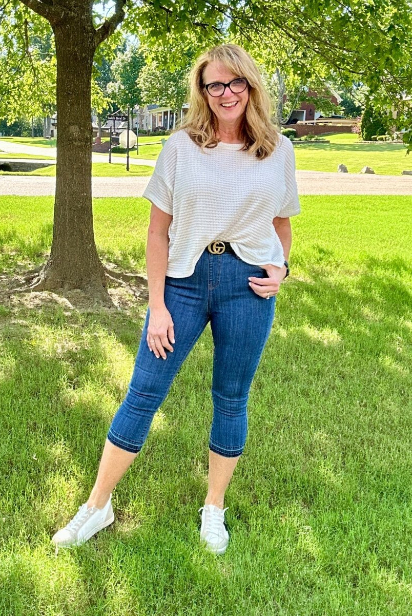 Judy Blue High Waist Pull On Capri Jeans - Inseam 22" - Judy Blue Jeans - Jimberly's Boutique - Olive Branch - Mississippi