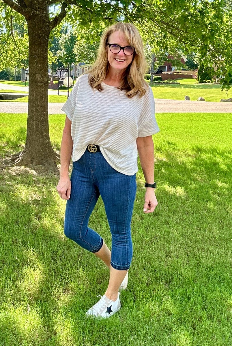 Judy Blue High Waist Pull On Capri Jeans - Inseam 22" - Judy Blue Jeans - Jimberly's Boutique - Olive Branch - Mississippi