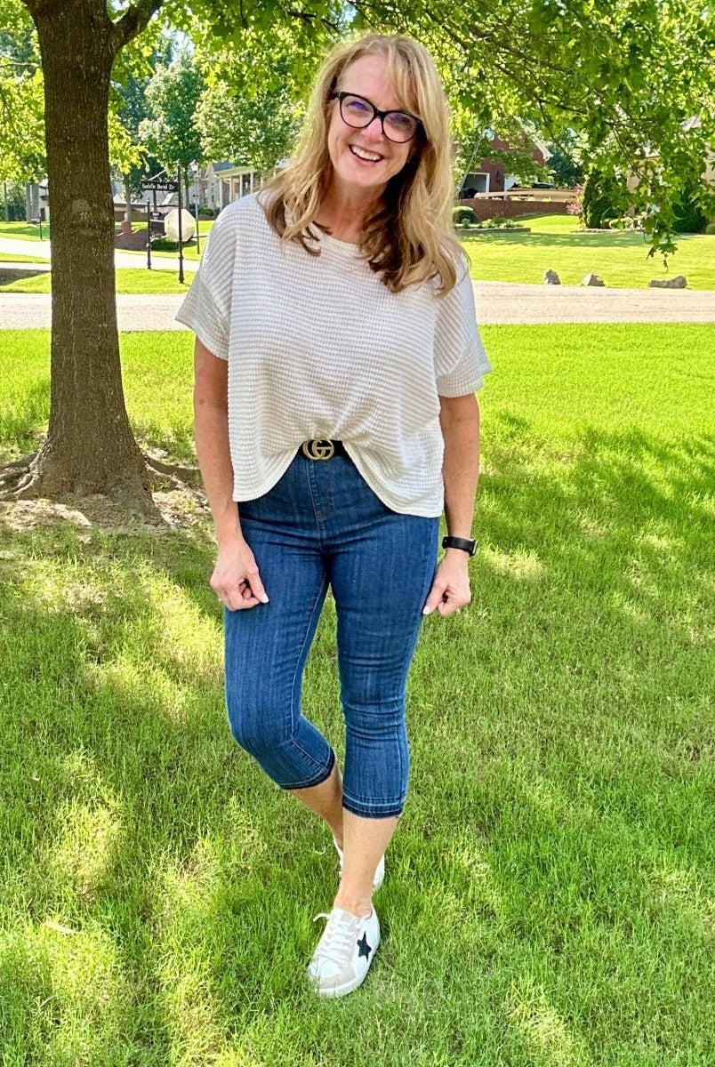 Judy Blue High Waist Pull On Capri Jeans - Inseam 22" - Judy Blue Jeans - Jimberly's Boutique - Olive Branch - Mississippi