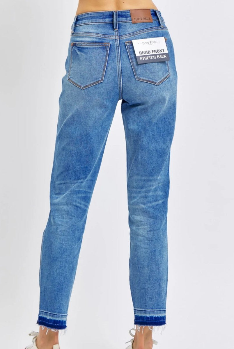 Judy Blue | Mid Rise | Rigid Magic | Boyfriend Denim - Judy Blue Jeans - Jimberly's Boutique - Olive Branch - Mississippi