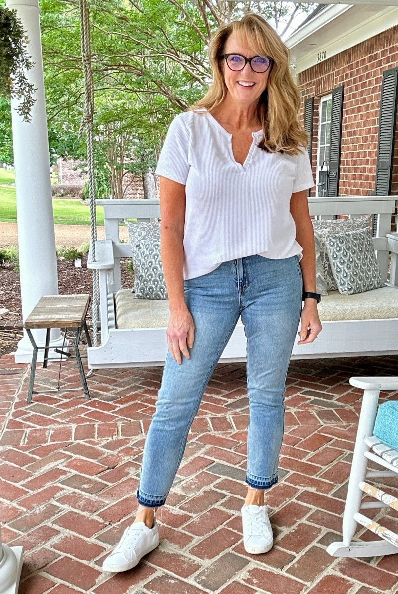 Judy Blue | Mid Rise | Rigid Magic | Boyfriend Denim - Judy Blue Jeans - Jimberly's Boutique - Olive Branch - Mississippi