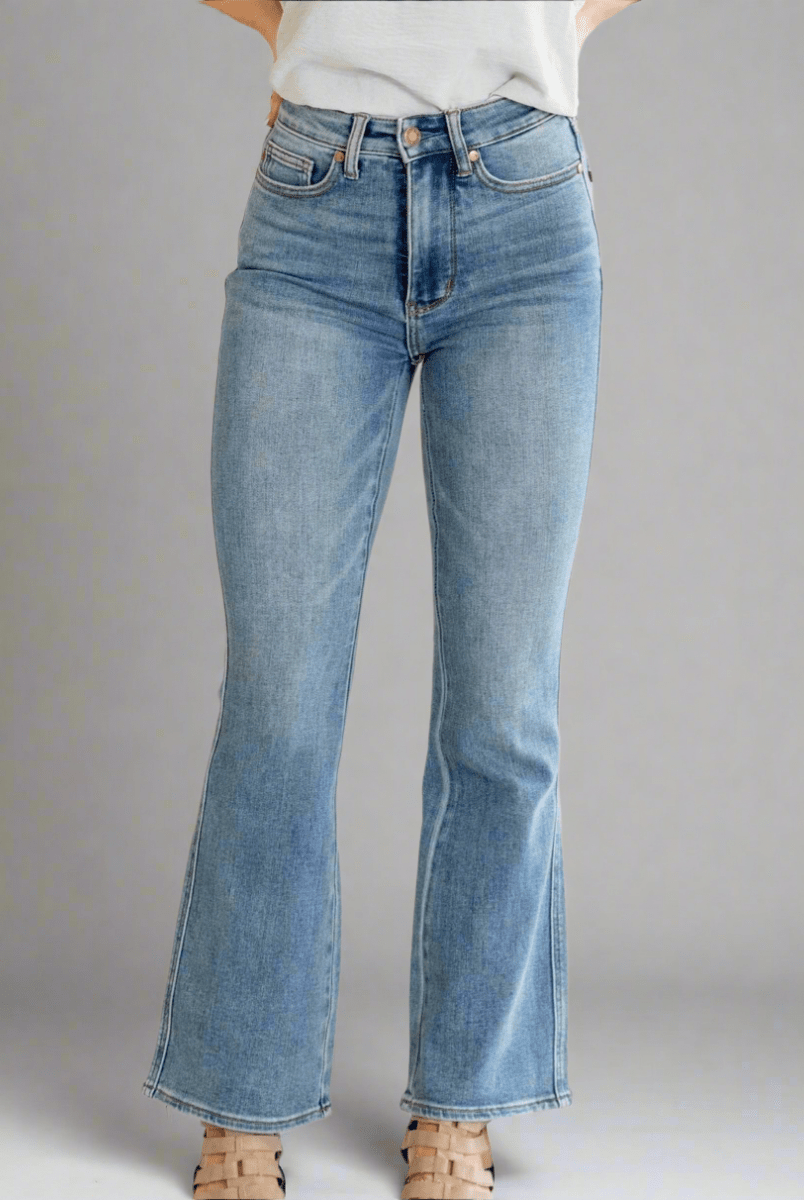 Leigh | Med Wash Short Bootcut | Judy Blue Jeans - jeans - Jimberly's Boutique - Olive Branch - Mississippi