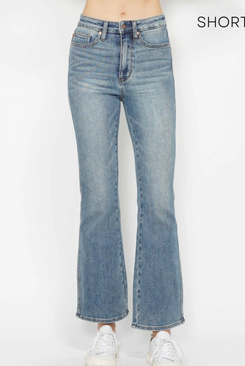 Leigh | Med Wash Short Bootcut | Judy Blue Jeans - jeans - Jimberly's Boutique - Olive Branch - Mississippi