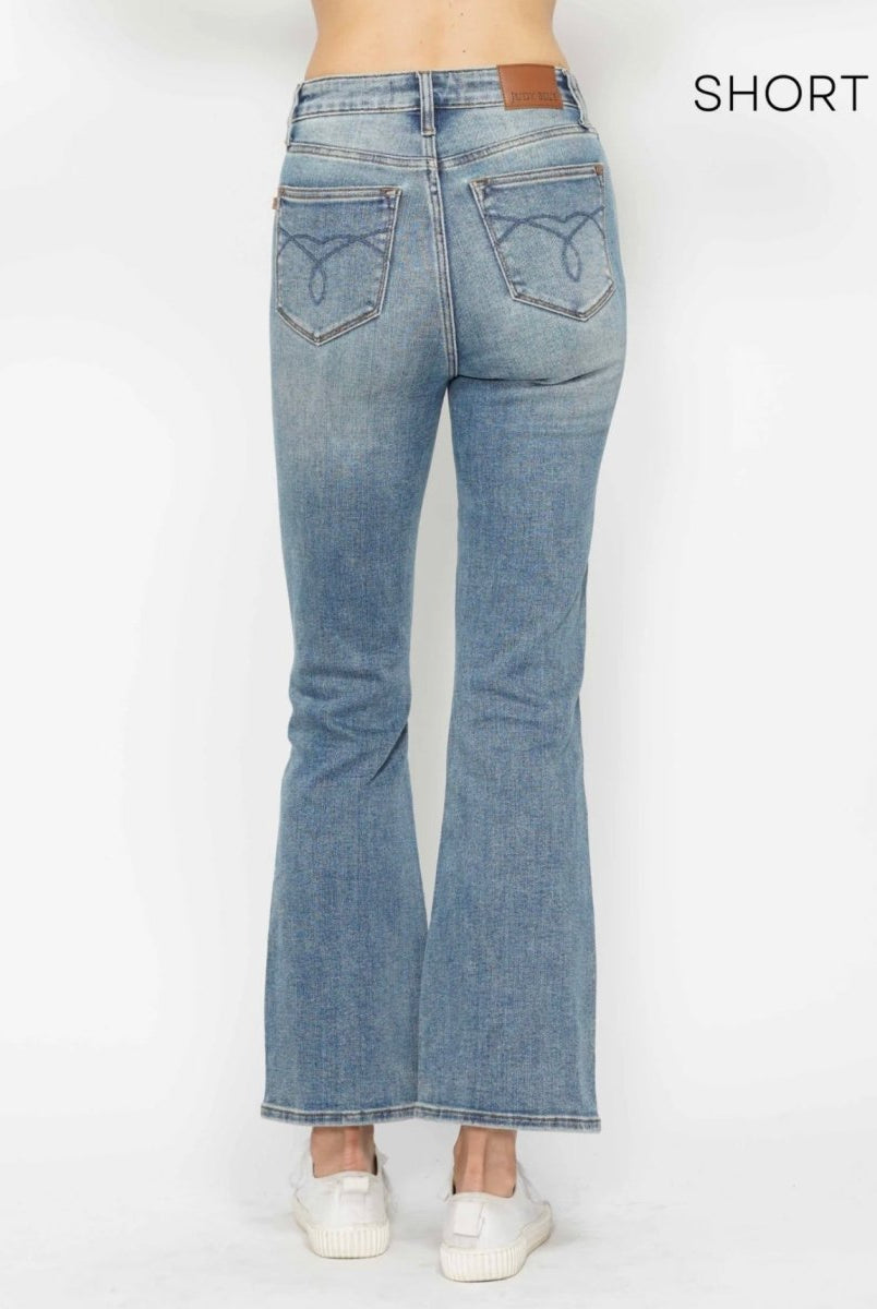 Leigh | Med Wash Short Bootcut | Judy Blue Jeans - jeans - Jimberly's Boutique - Olive Branch - Mississippi