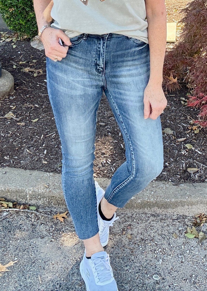 Shaw High - Rise Relaxed | Judy Blue Jeans - Judy Blue Jeans - Jimberly's Boutique - Olive Branch - Mississippi