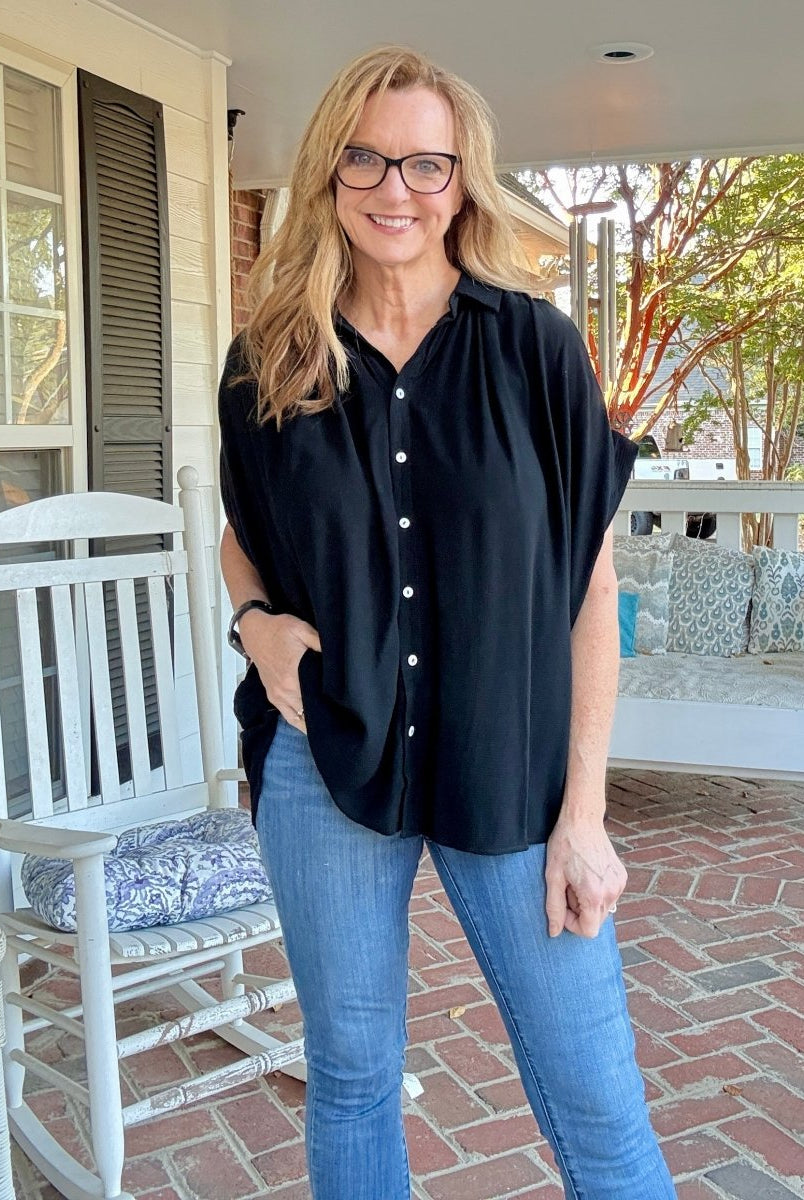 Smocked Fabric Shirt - Black - Umgee Top - Jimberly's Boutique - Olive Branch - Mississippi