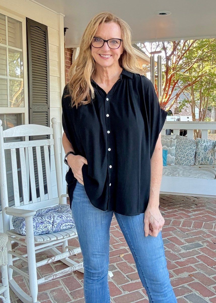Smocked Fabric Shirt - Black - Umgee Top - Jimberly's Boutique - Olive Branch - Mississippi