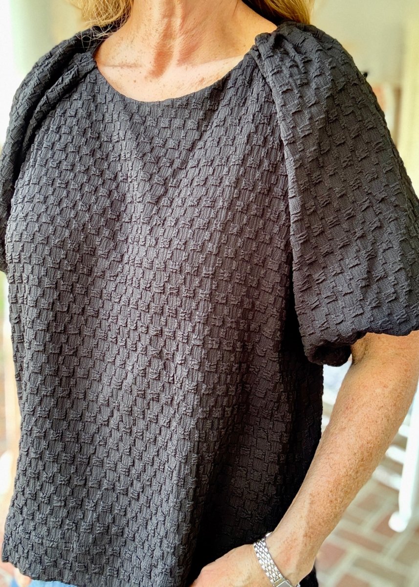 Textured Puff Sleeve Top - Black - Umgee Top - Jimberly's Boutique - Olive Branch - Mississippi