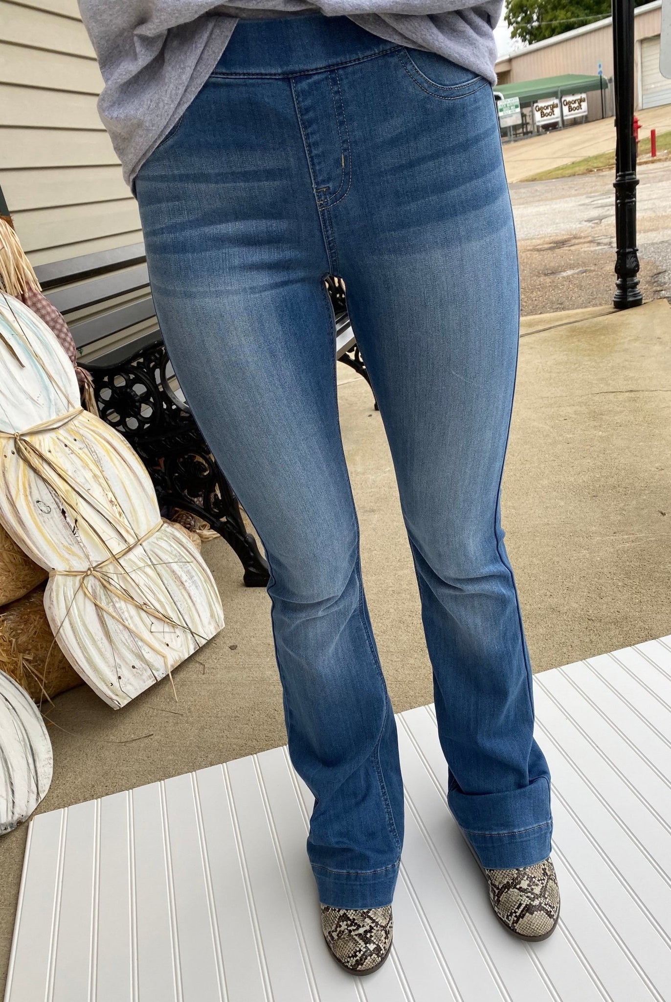 Cello Denim Flare Jeans - Medium Wash - 33" inseam - jeans -Jimberly's Boutique-Olive Branch-Mississippi