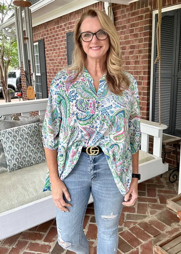 The Power of Front Tucking: How to Transform Your Look with a Simple Styling Hack For Women Of All Ages. - Jimberly's Boutique