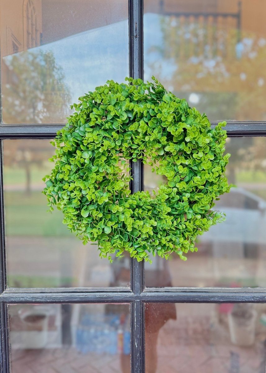 18” Outdoor Boxwood Wreath - Wreath -Jimberly's Boutique-Olive Branch-Mississippi