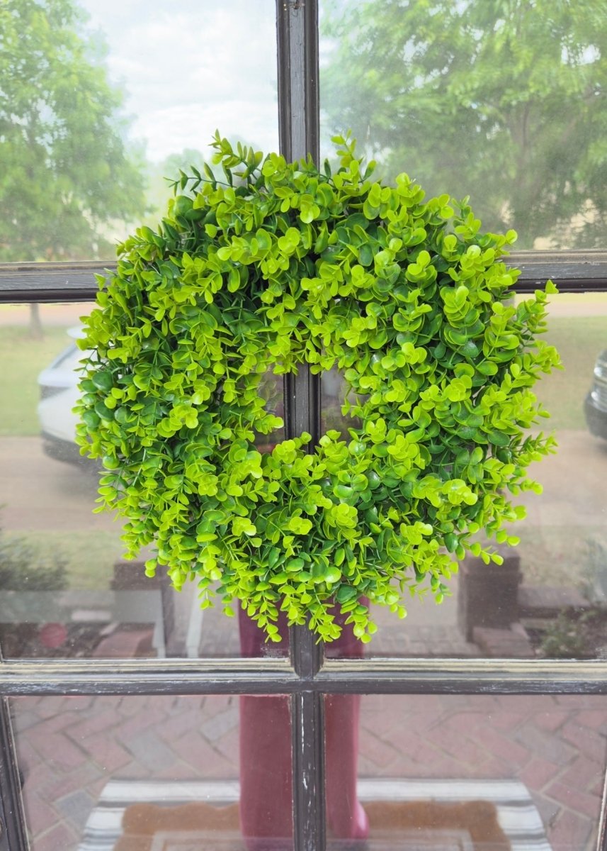 18” Outdoor Boxwood Wreath - Wreath - Jimberly's Boutique - Olive Branch - Mississippi