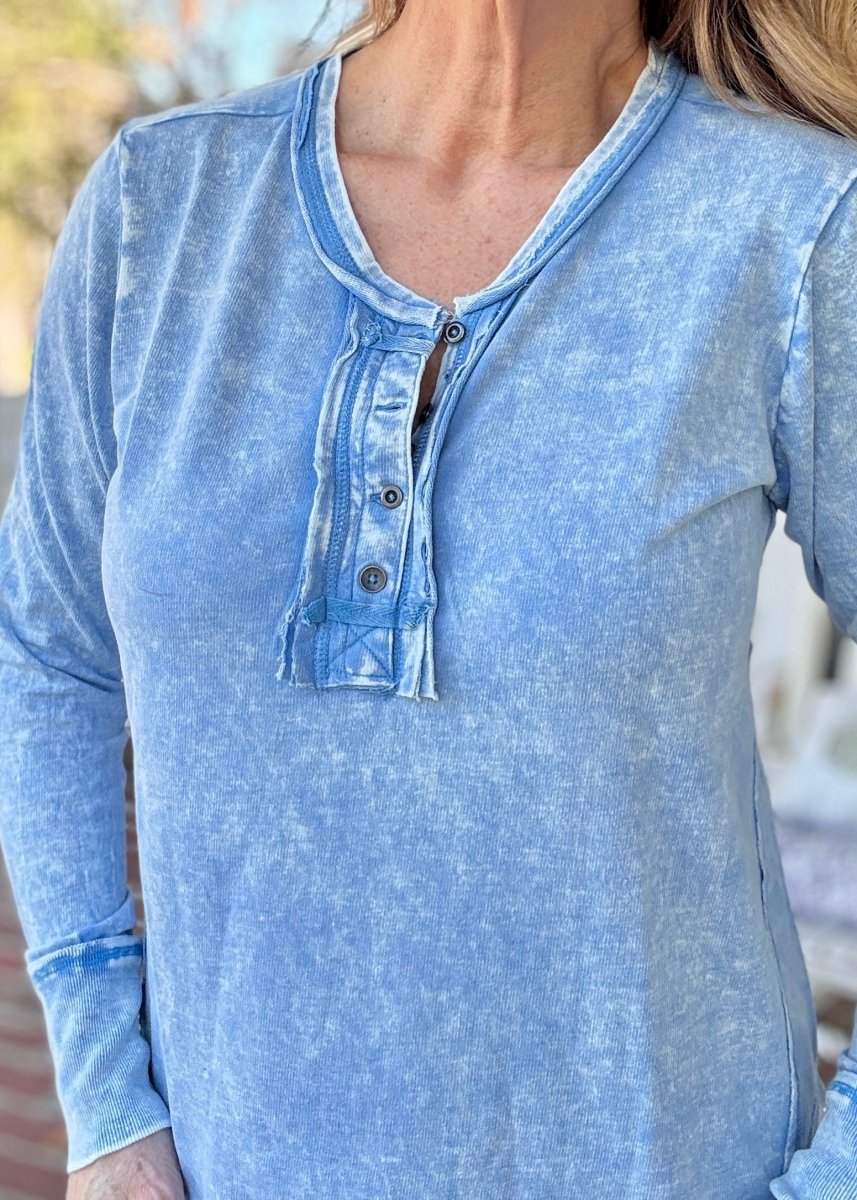 Casey Mineral Washed Top - Deep Sky - Jimberly's Boutique - Olive Branch - Mississippi