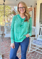 Casey Mineral Washed Top - Kelly Green - Jimberly's Boutique - Olive Branch - Mississippi