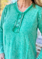 Casey Mineral Washed Top - Kelly Green - Jimberly's Boutique - Olive Branch - Mississippi