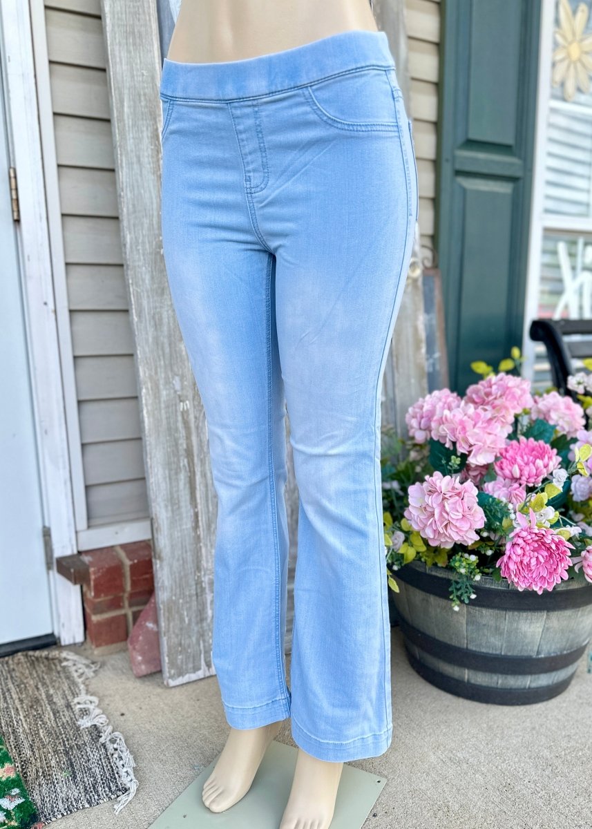 Cello Pull On Flare Jeans - Light Wash - (short) 30" Inseam - jeans - Jimberly's Boutique - Olive Branch - Mississippi