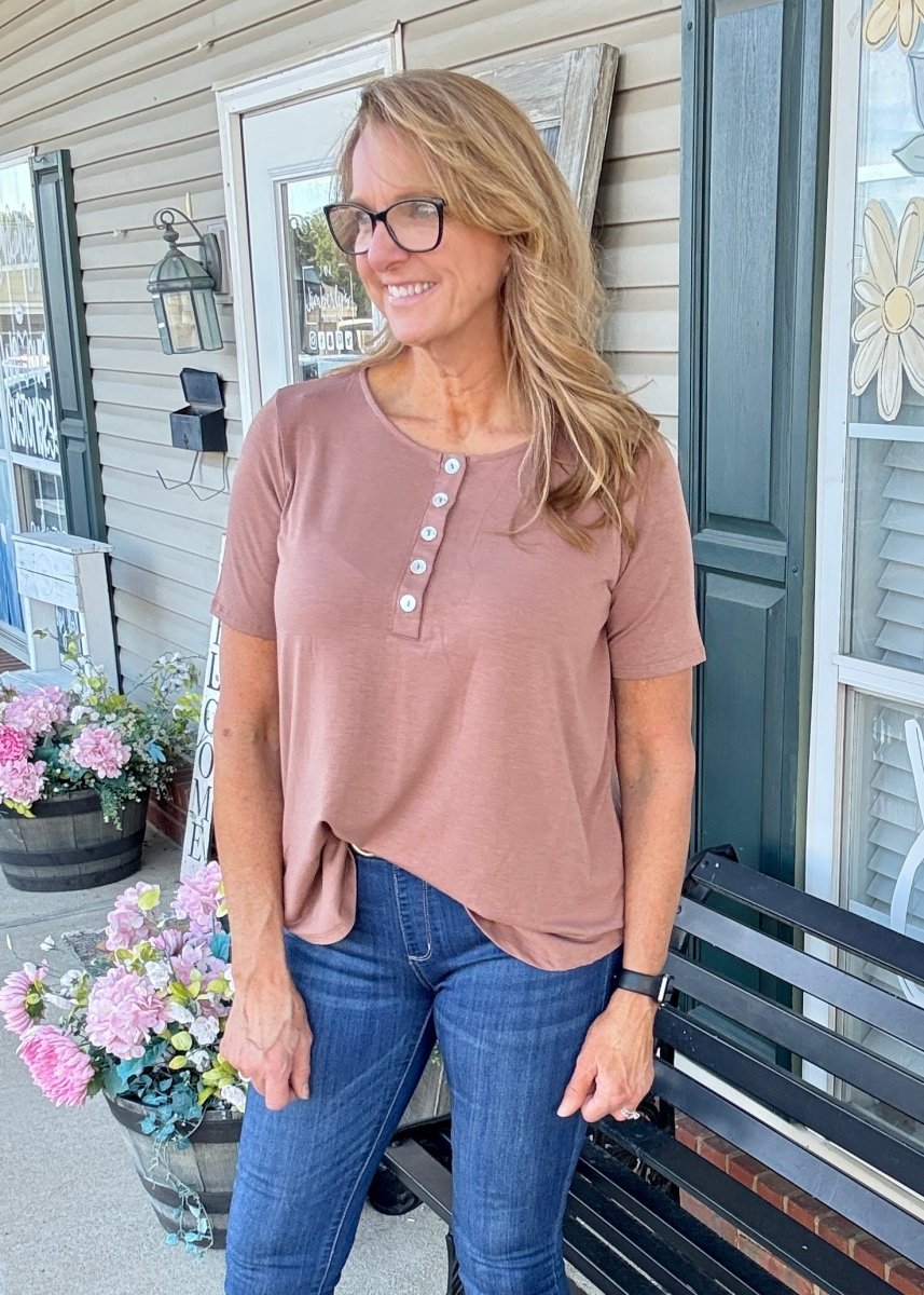 Dolphin Hem Top - Cocoa - Casual Top - Jimberly's Boutique - Olive Branch - Mississippi