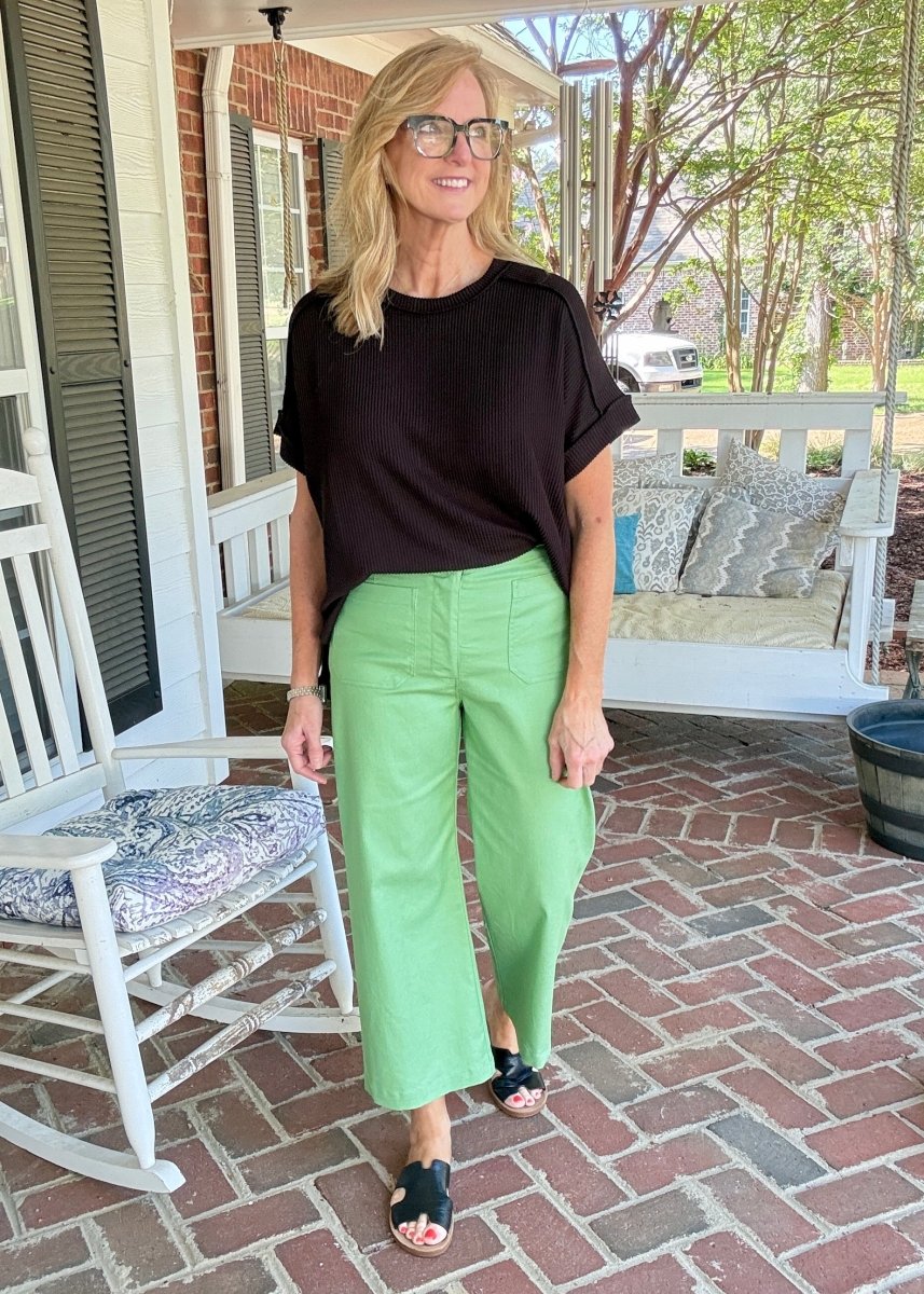 Gigio Cropped Pants - Apple Green - Casual Pants - Jimberly's Boutique - Olive Branch - Mississippi