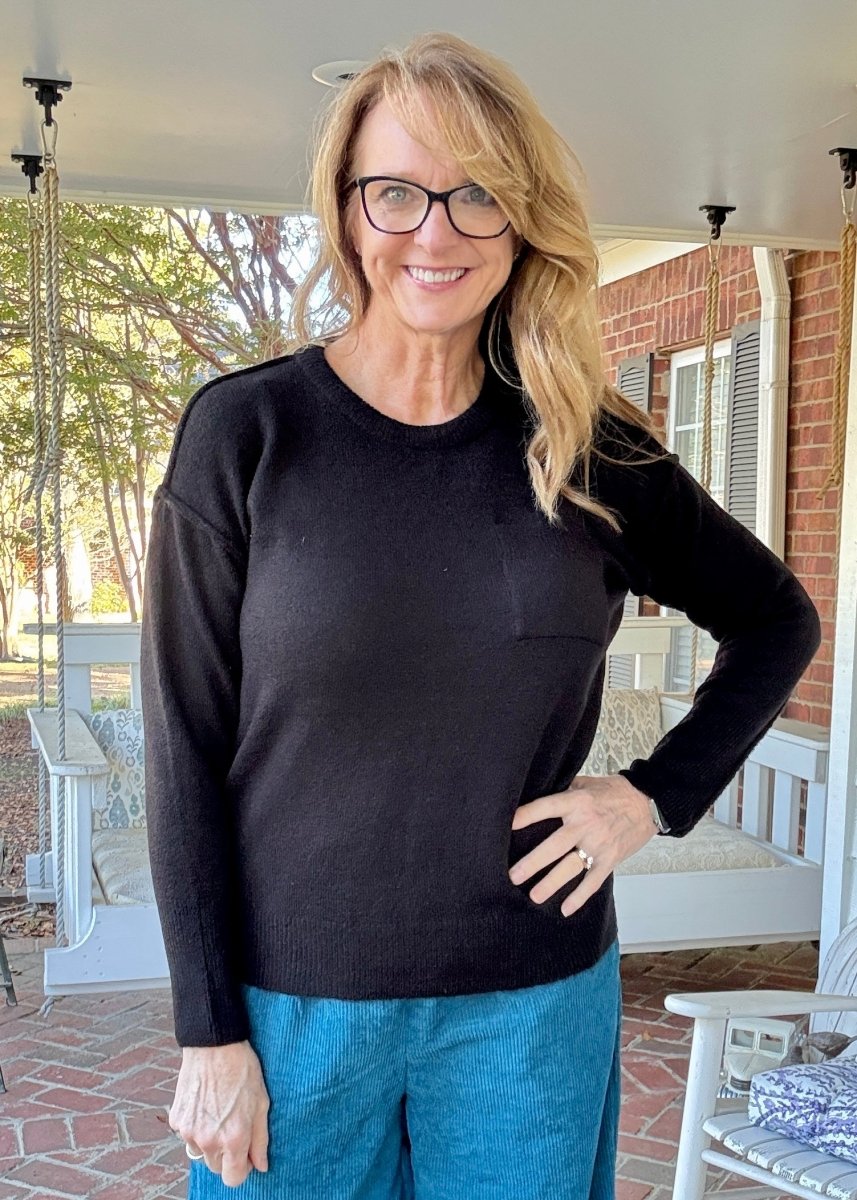 Gwen Hi - Low Hem Pocket Sweater - Black - sweater - Jimberly's Boutique - Olive Branch - Mississippi