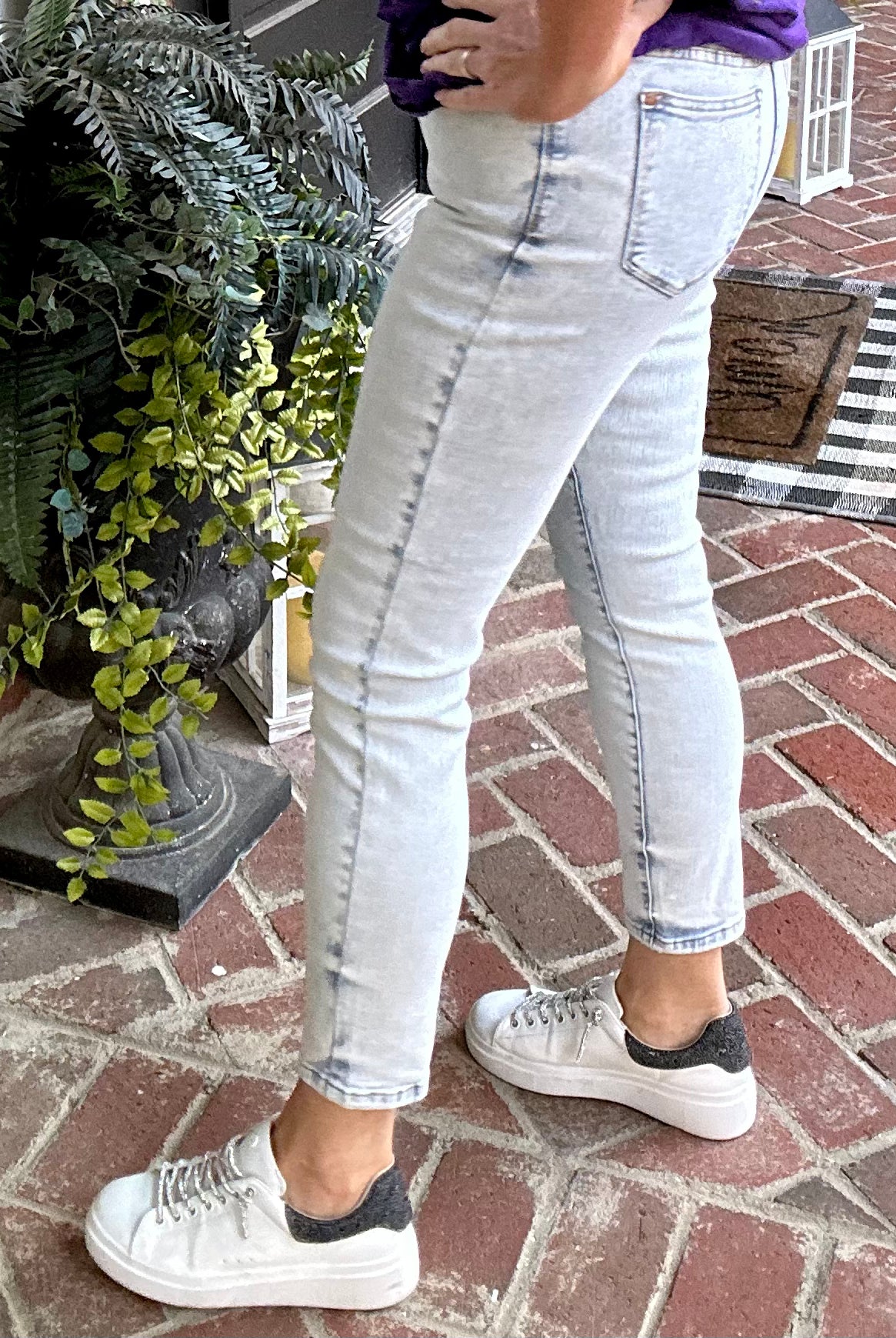Judy Blue Jeans | High Waist || Acid Washed | Slim - -Jimberly's Boutique-Olive Branch-Mississippi
