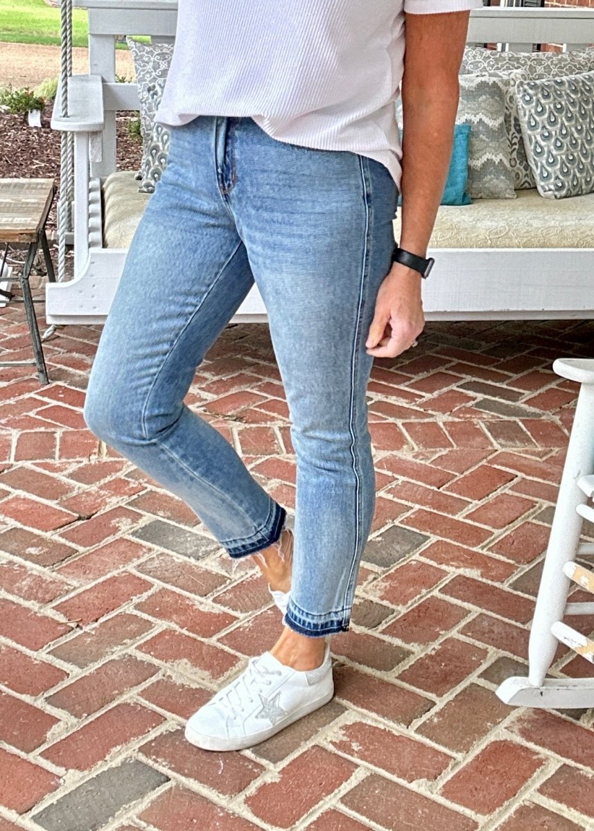 Judy Judy Mid Rise Boyfriend Denim Judy Judy Mid Rise Boyfriend Denim