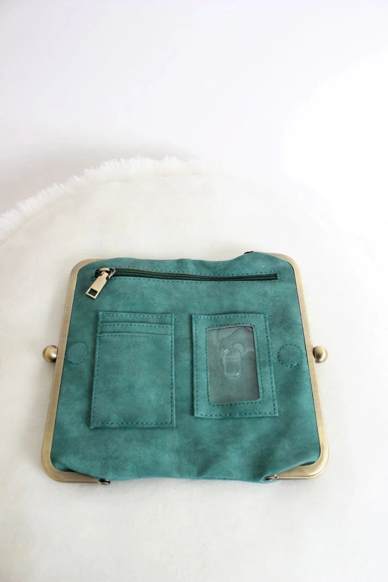 Karen Kiss Lock Clutch Bag/Wallet - Jimberly's Boutique - Olive Branch - Mississippi