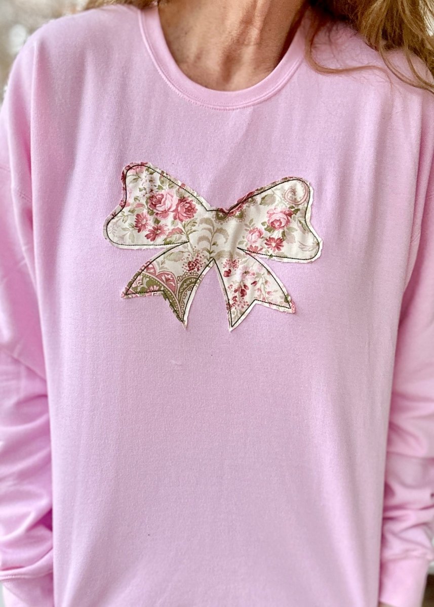 Large Raggy Applique' Bow Sweatshirt - Lt Pink w/ Vintage Fancy - Jimberly's Boutique - Olive Branch - Mississippi