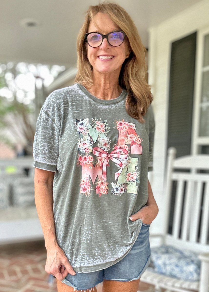 MAMA Floral with Bow Acid Wash Graphic T Shirt - Graphic Tee - Jimberly's Boutique - Olive Branch - Mississippi