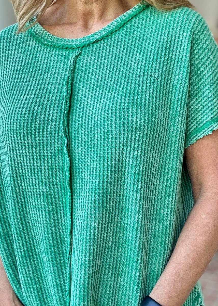 Rachel Washed Waffle Short Sleeve Top - Kelly Green - Casual Top - Jimberly's Boutique - Olive Branch - Mississippi