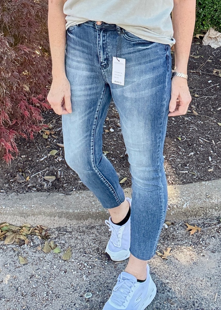 Shaw High - Rise Relaxed | Judy Blue Jeans - Judy Blue Jeans - Jimberly's Boutique - Olive Branch - Mississippi