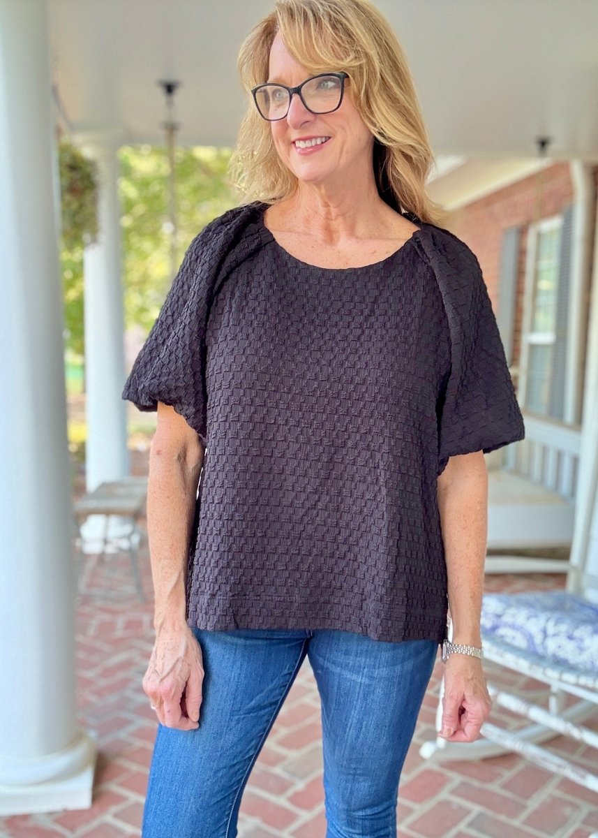 Umgee Linen Puff Sleeve Contrast Trim Top main image 1
