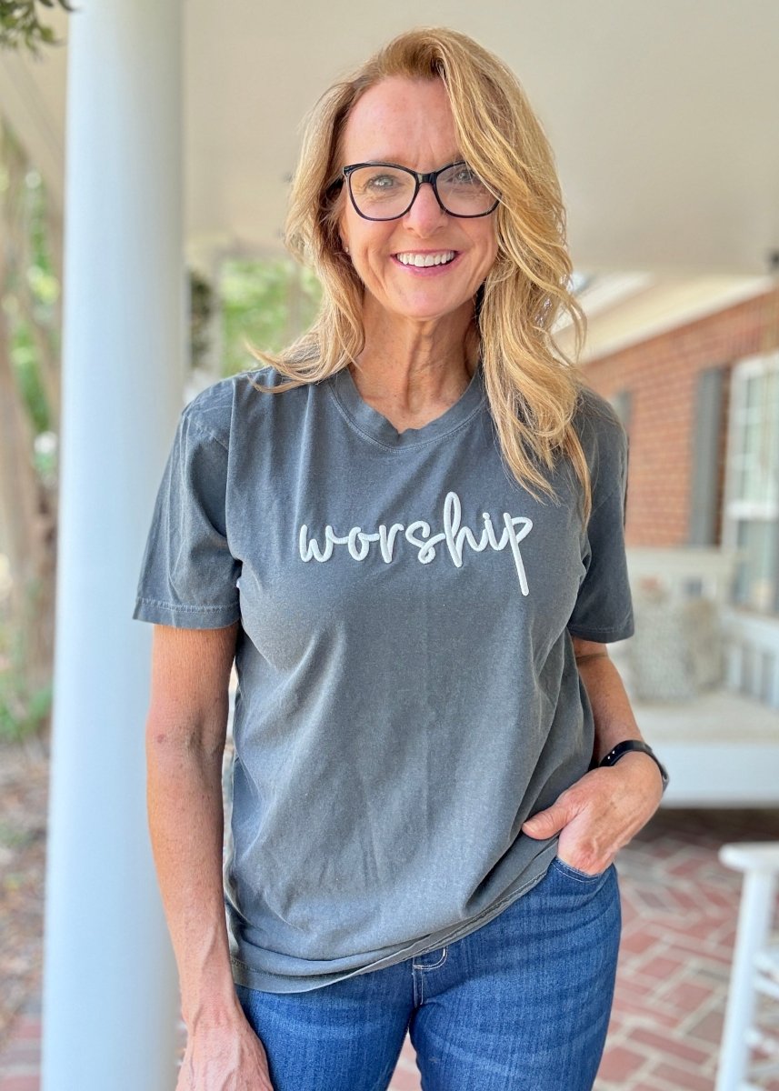 Worship 3D Puff Comfort Colors Tee - Embroidered Comfort Colors - Jimberly's Boutique - Olive Branch - Mississippi