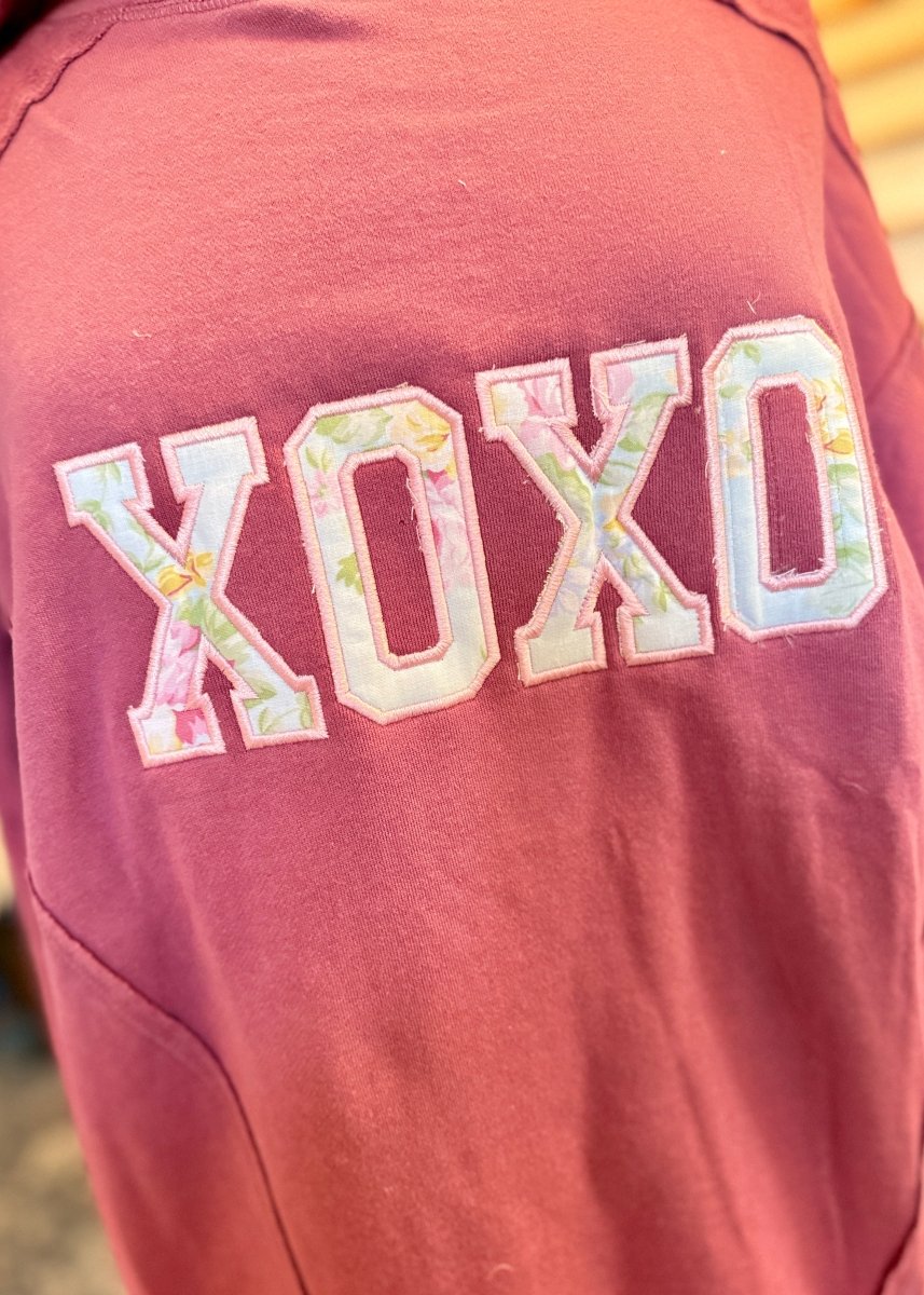 XOXO Pullover - Rose | Easel - Casual Top - Jimberly's Boutique - Olive Branch - Mississippi