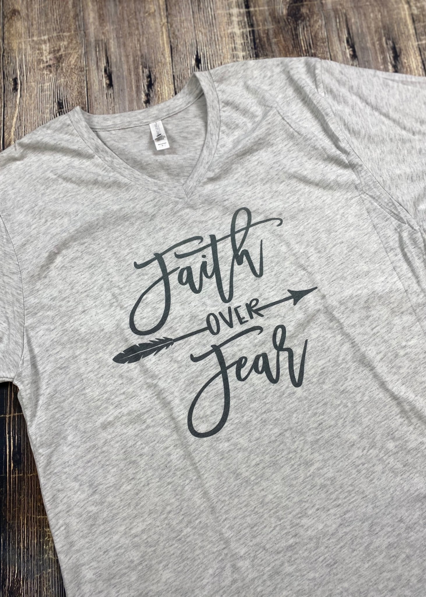 Faith Over Fear Graphic Tee - Jimberly's Boutique