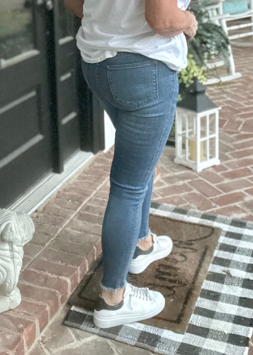 Judy Blue High Waist Tummy Control Fray Hem Skinny Jeans - Judy Blue Skinny Jeans - Jimberly's Boutique