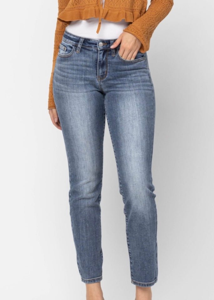 Judy Blue Jeans | Kenzie | Mid Rise | Classic Slim Fit - jeans - Jimberly's Boutique