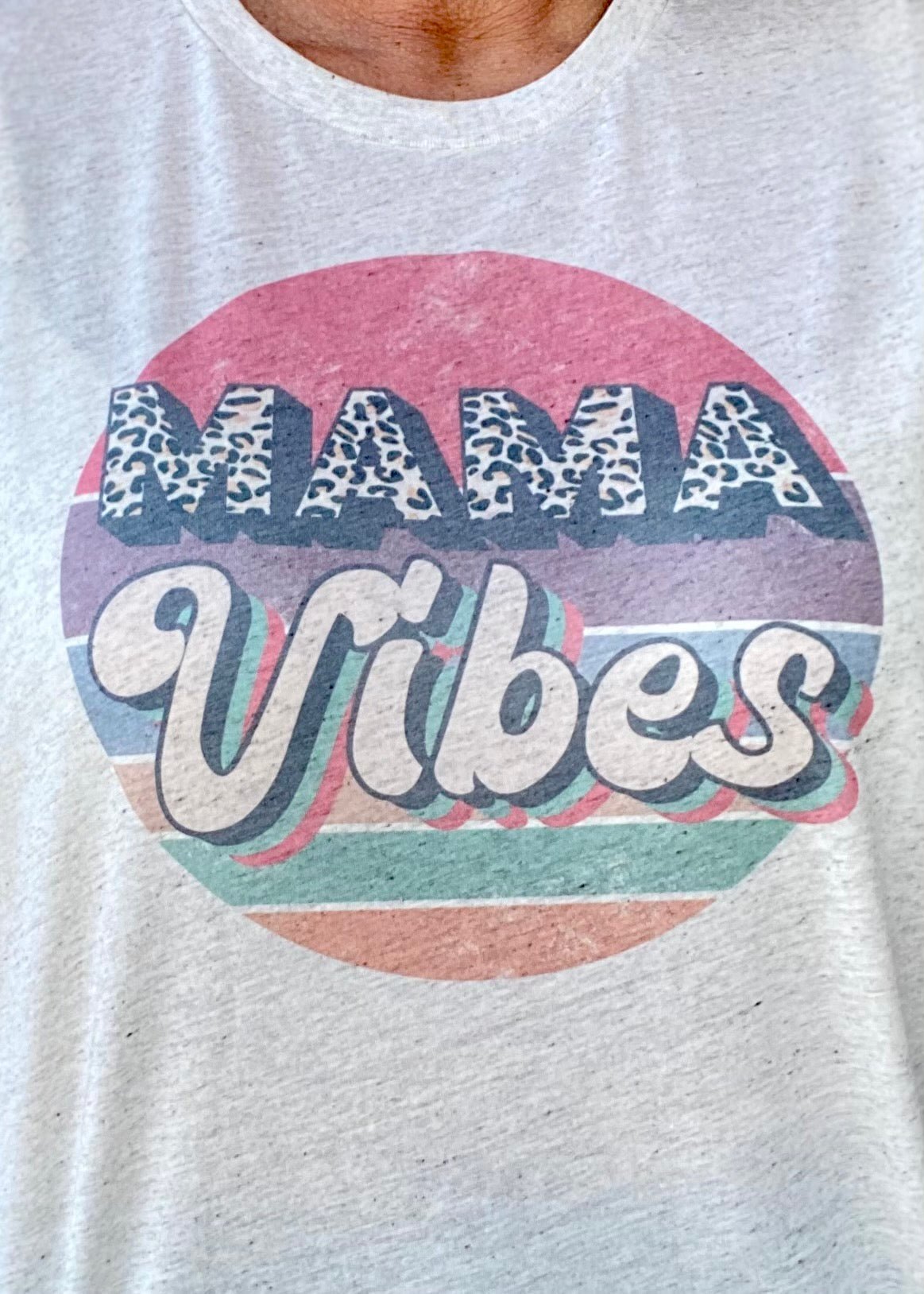 Mama Vibes Graphic Tee - Jimberly's Boutique
