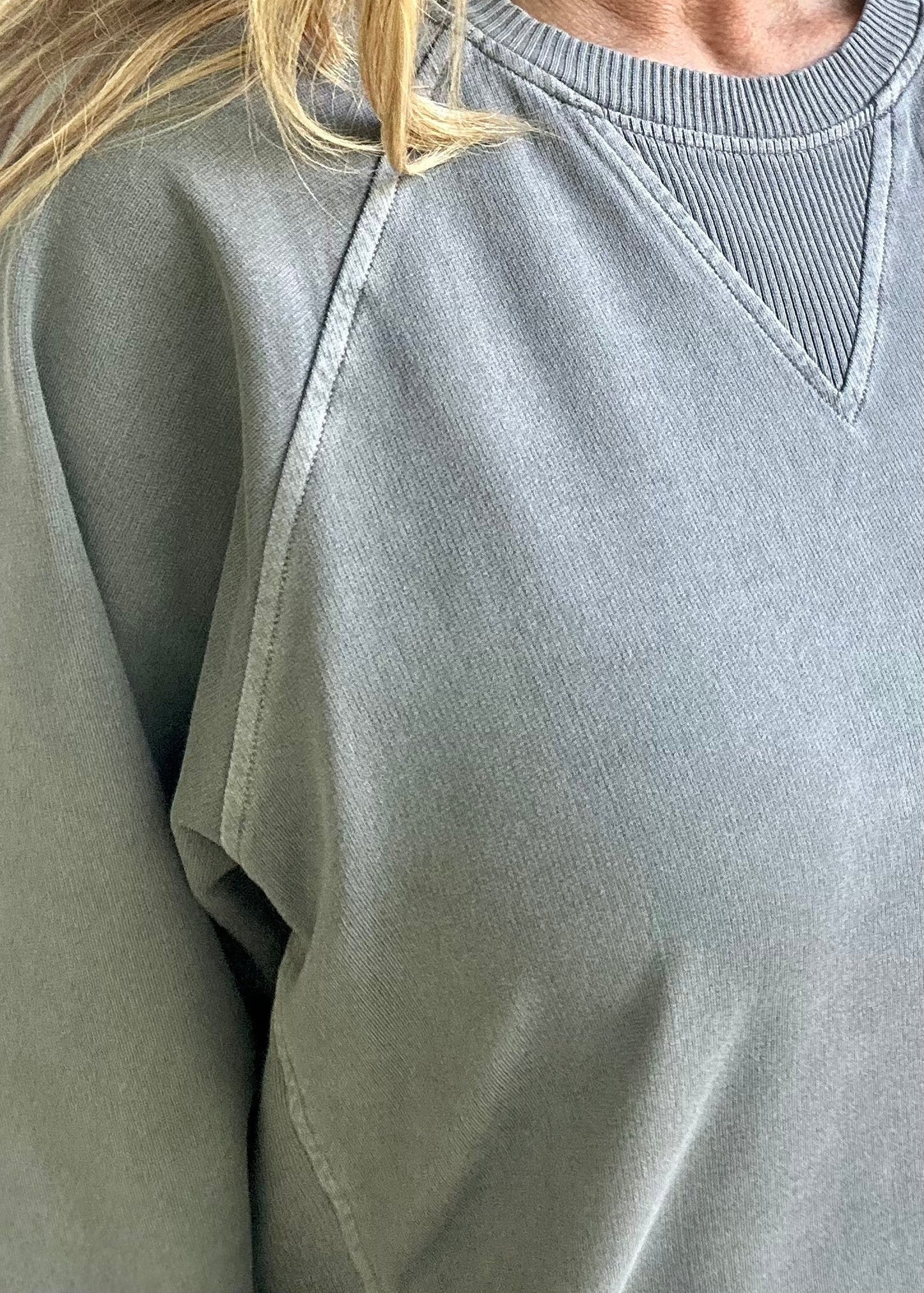 Simple Sutton Sweatshirt - Ash Black - sweatshirt - Jimberly's Boutique